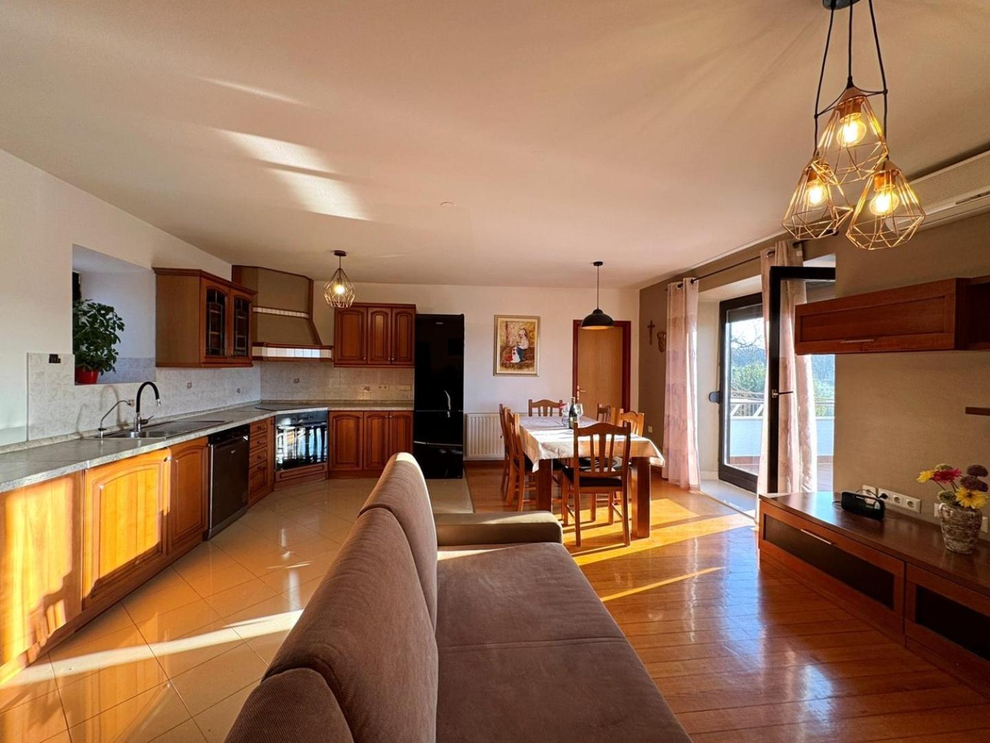 Apartments Katarina Malinska Luaran gambar