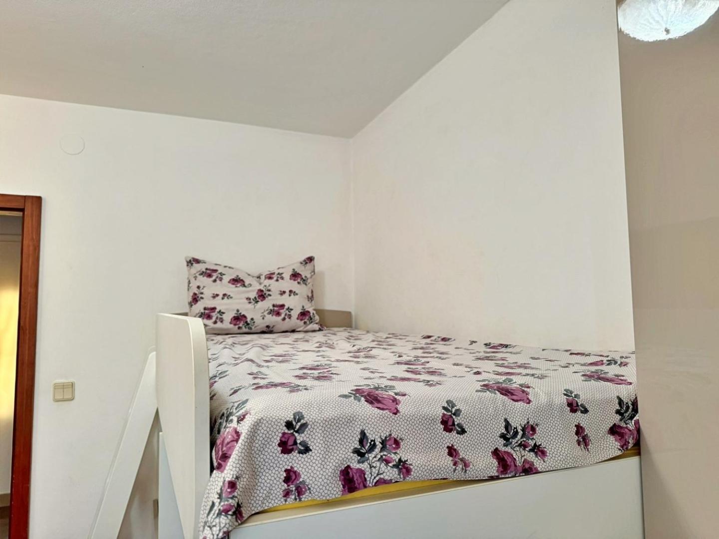 Apartments Katarina Malinska Luaran gambar