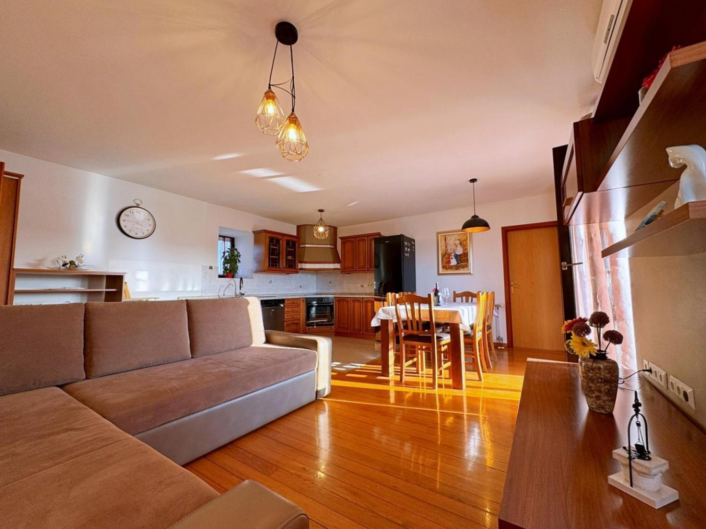 Apartments Katarina Malinska Luaran gambar